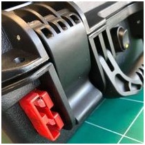 Li-CASE 100 + INVERTER 1800W+LiFePO4 100Ah (200Aep) 1208W + regulateur 100.30