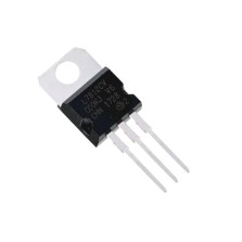 REGULATEUR KA 7824